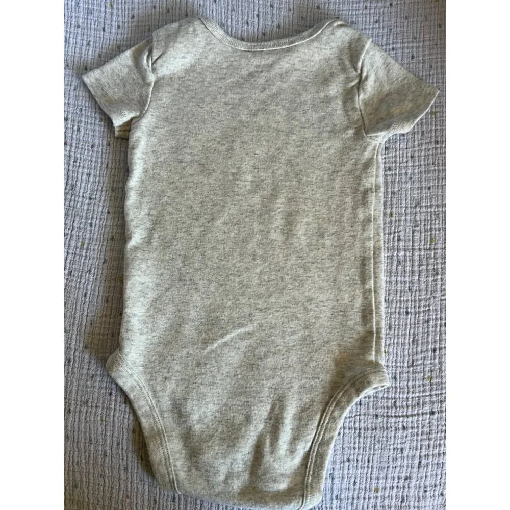 Carter’s 6 months Animals 3 piece set 1 Sleeper 2 Body Suits